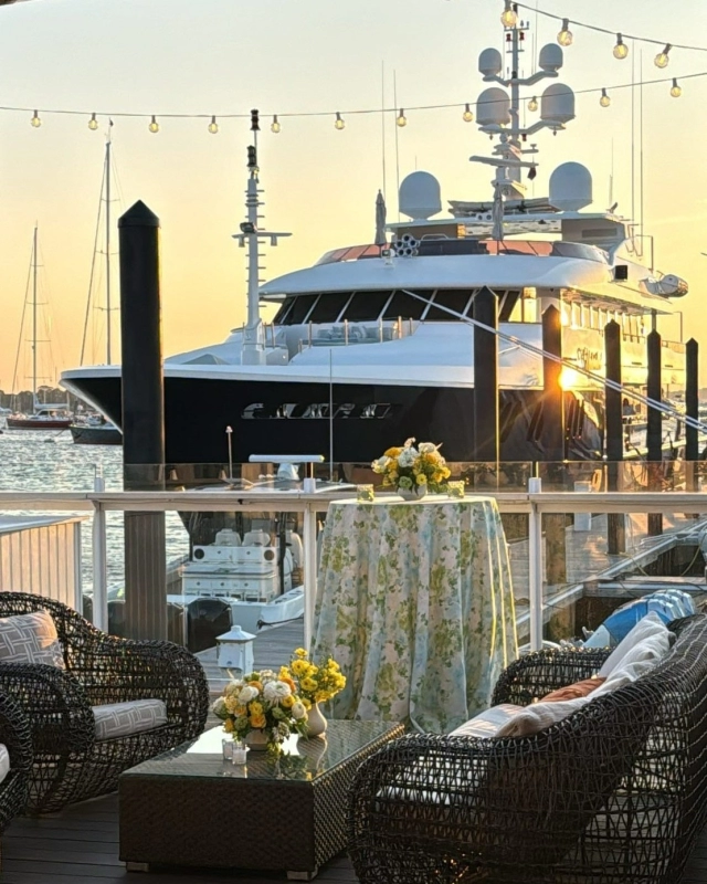 It's a very special venue and a very special occasion. - Matthew Hayden

📸: @leilajamesevents 
.
.
.
 #forty1north #newportri #luxuryhotel #waterfront #weddinginspiration #bestviews #specialevents #bythesea #marinalife #outsidebar #newportharbor #peaceful #harborview #elegance #NewportWedding #destination #DiscoverNewport